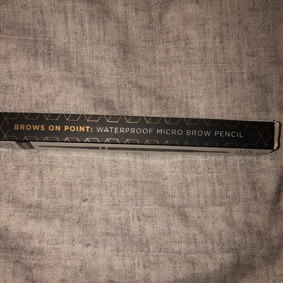 Brand new micro brow pencil taupe - Picture 2 of 3